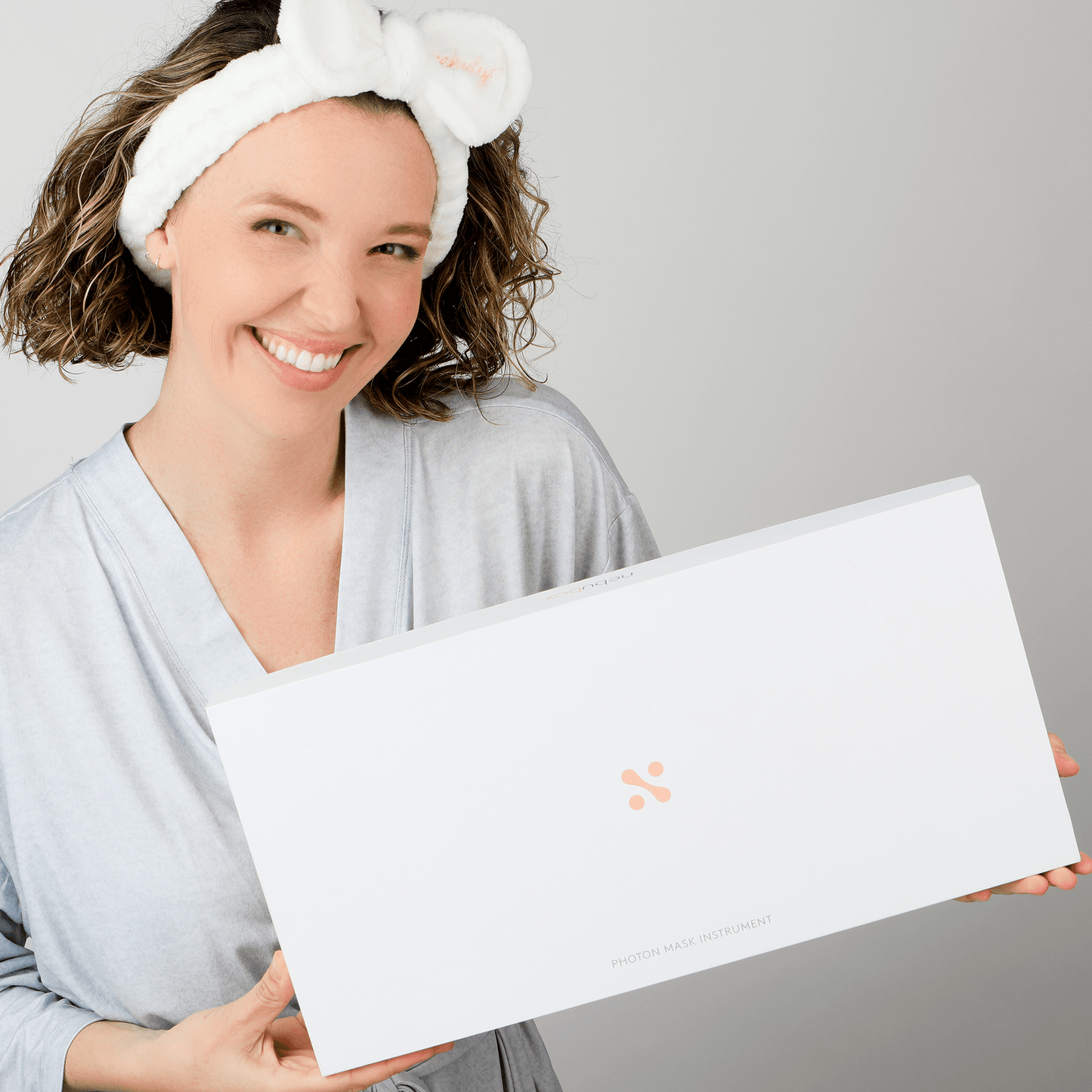 Revitalize Your Skin with the Nebulyft LED Light Therapy Mask & 5 Facial Masks