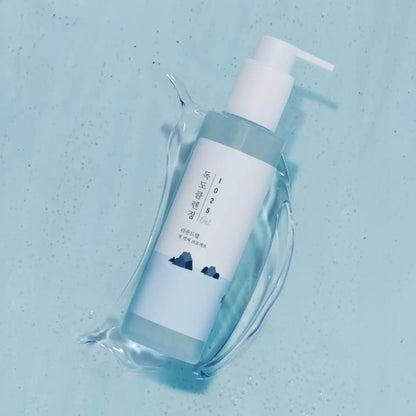 Round Lab 1025 Dokdo Cleansing Gel