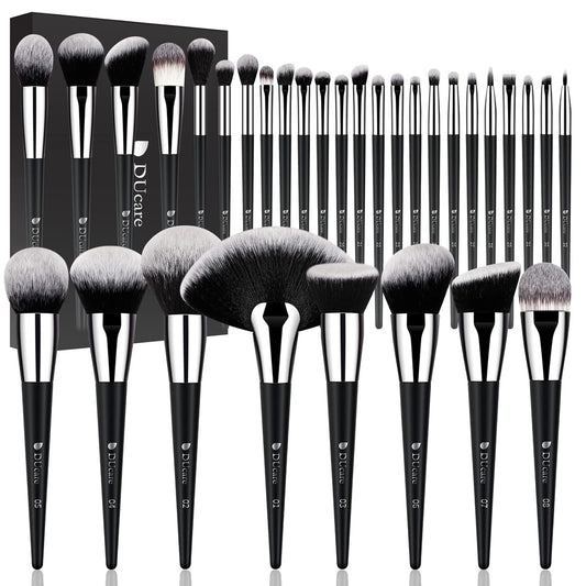 Elevate Your Beauty Routine with the 32-Piece Professional Makeup Brush Set - Premium Synthetic Kabuki Brushes for Flawless Application