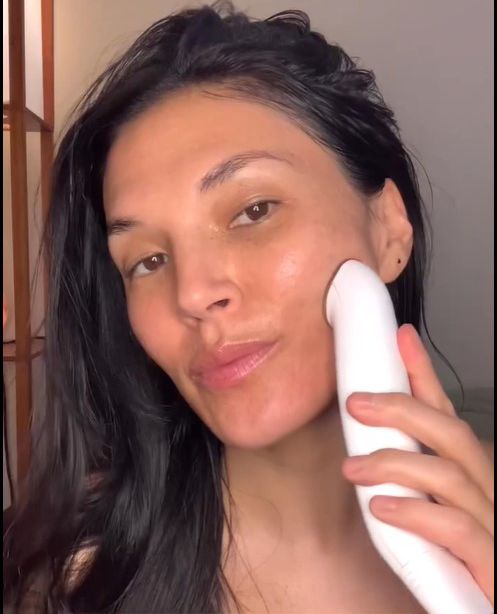 Ultimate Eno Skincare Device: Exfoliation, Infusion & Sculpting in One