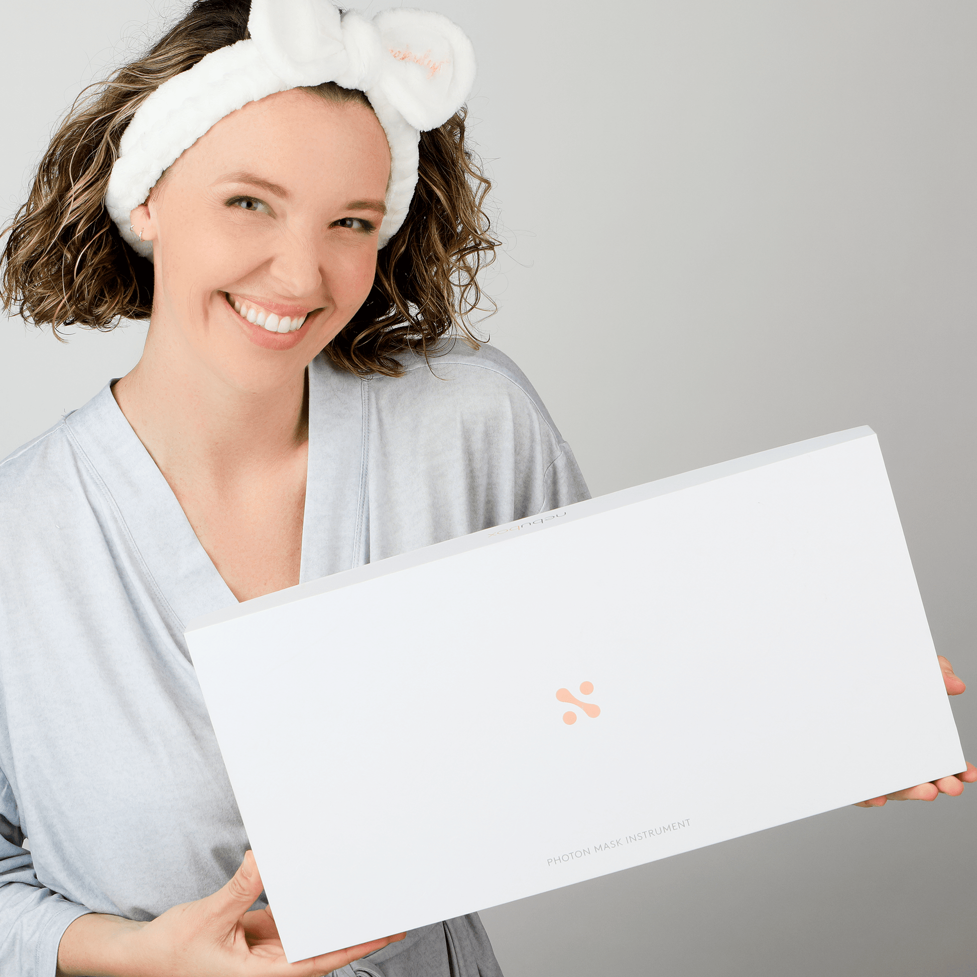 Revitalize Your Skin with the Nebulyft LED Light Therapy Mask & 5 Facial Masks